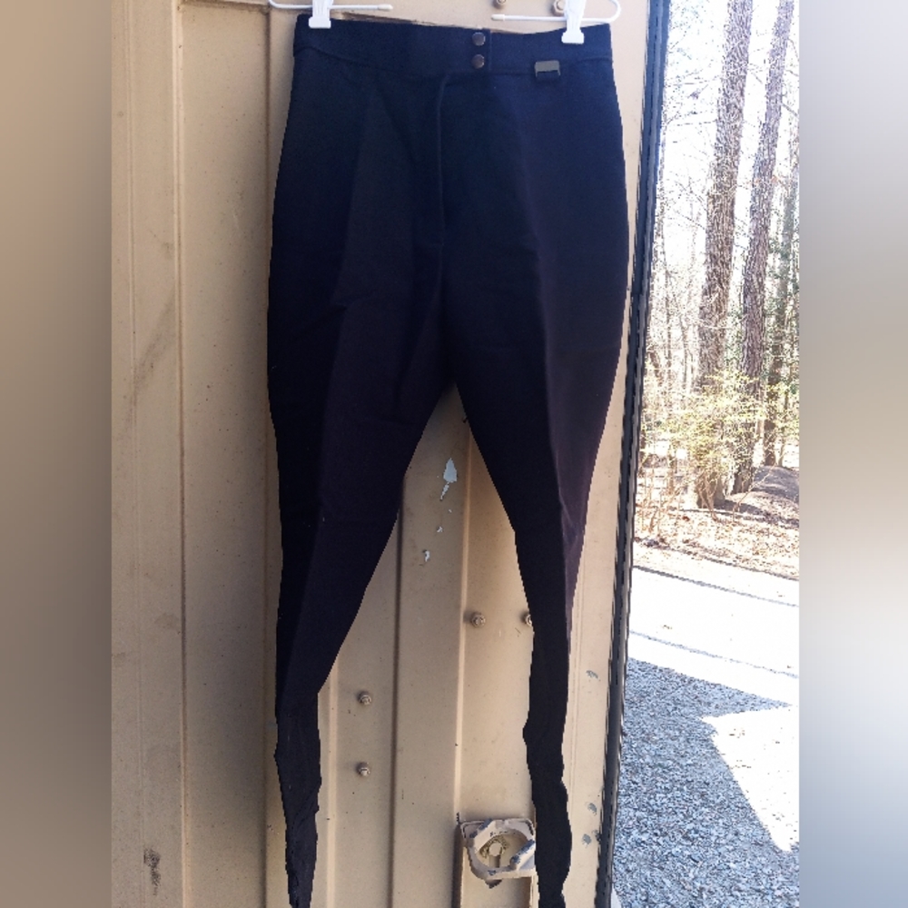 Female snow pants stirrup style sz 12